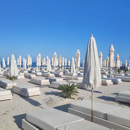 Seka Mamaia Nord * Navodari